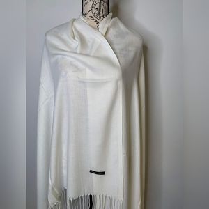 NWOT White Pashmina